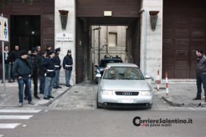 CRONACA_blitz polizia mos